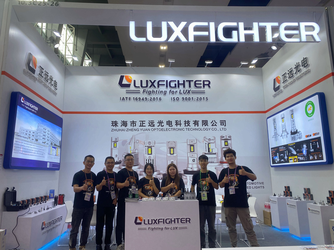 Luxfighter LED -frontlysene den 134. Canton Fair