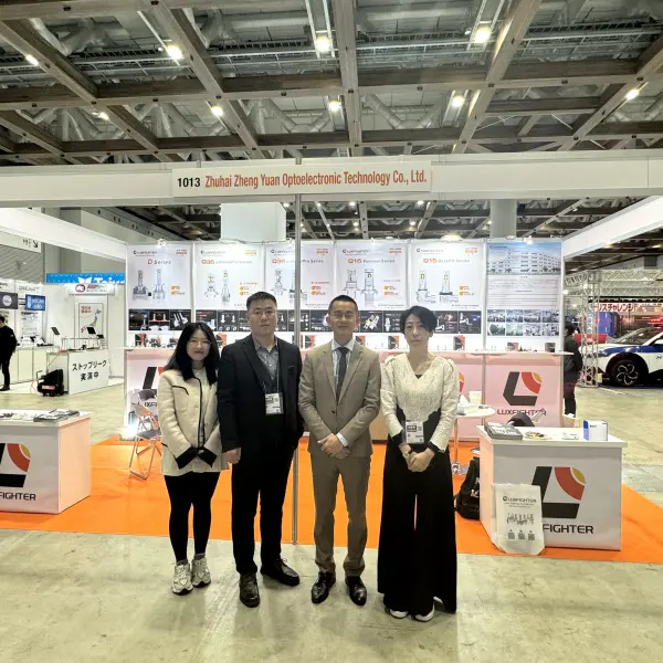 Luxfighter bil ledet frontlys 2024 Tokyo International Auto Aftermarket Expo